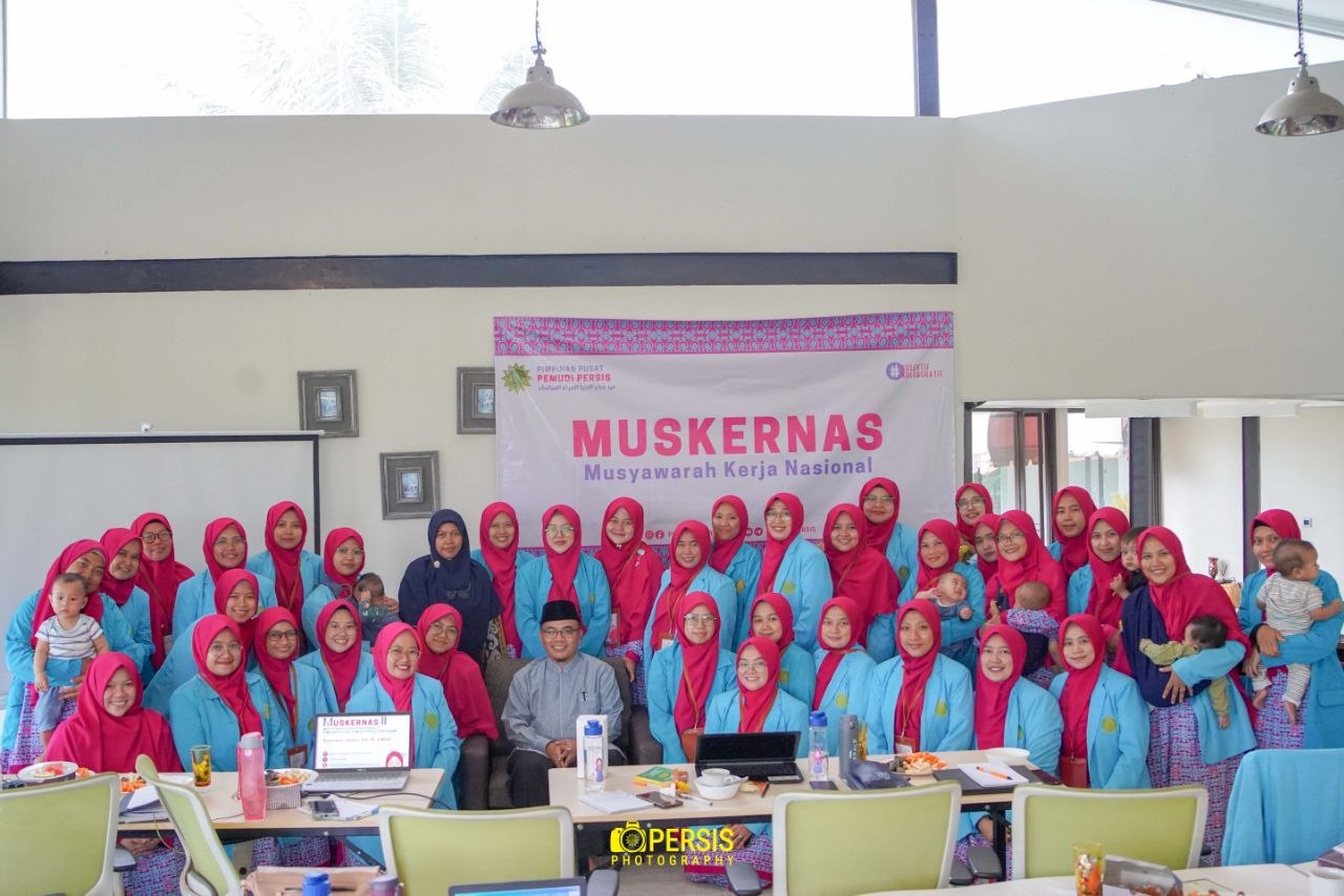 Khidmat untuk Masyarakat